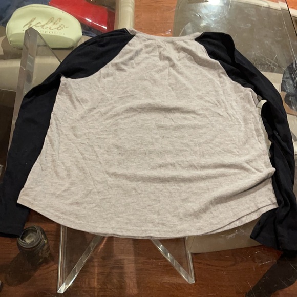 Hello Kitty medium Hk long sleeve jersey style lounge pj top - Picture 3 of 3